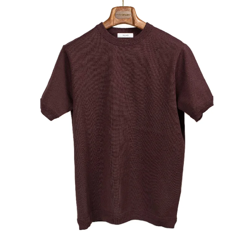 T-Shirt With Personalized Graphics-Short sleeve knit t-shirt in chocolate brown